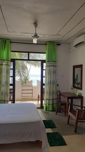 Akurala Beach Boutique Resort Exteriér fotografie