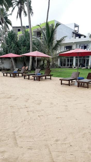 Akurala Beach Boutique Resort Exteriér fotografie