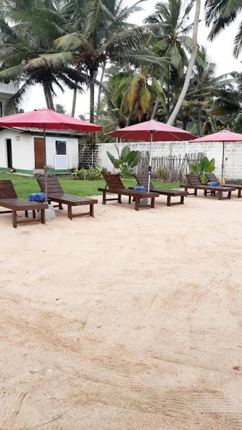 Akurala Beach Boutique Resort Exteriér fotografie